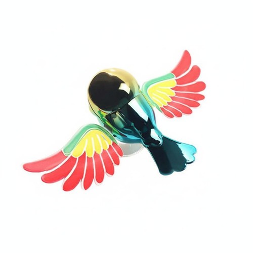 Dekovogel mit flatternden